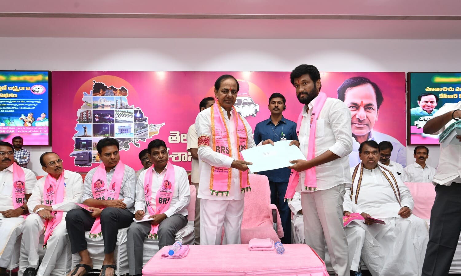 brs-chief-kcr-has-been-handing-out